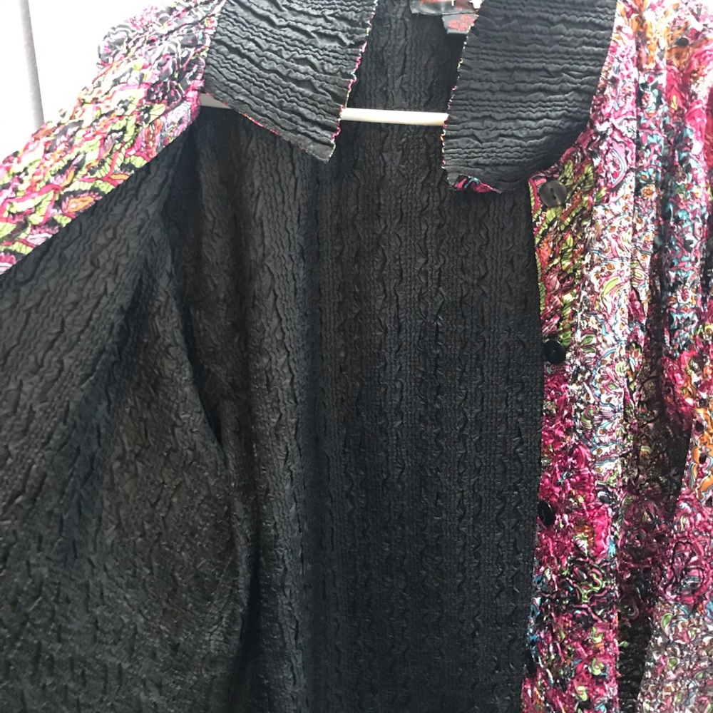 Women’s Jacket - Picture 3 of 3